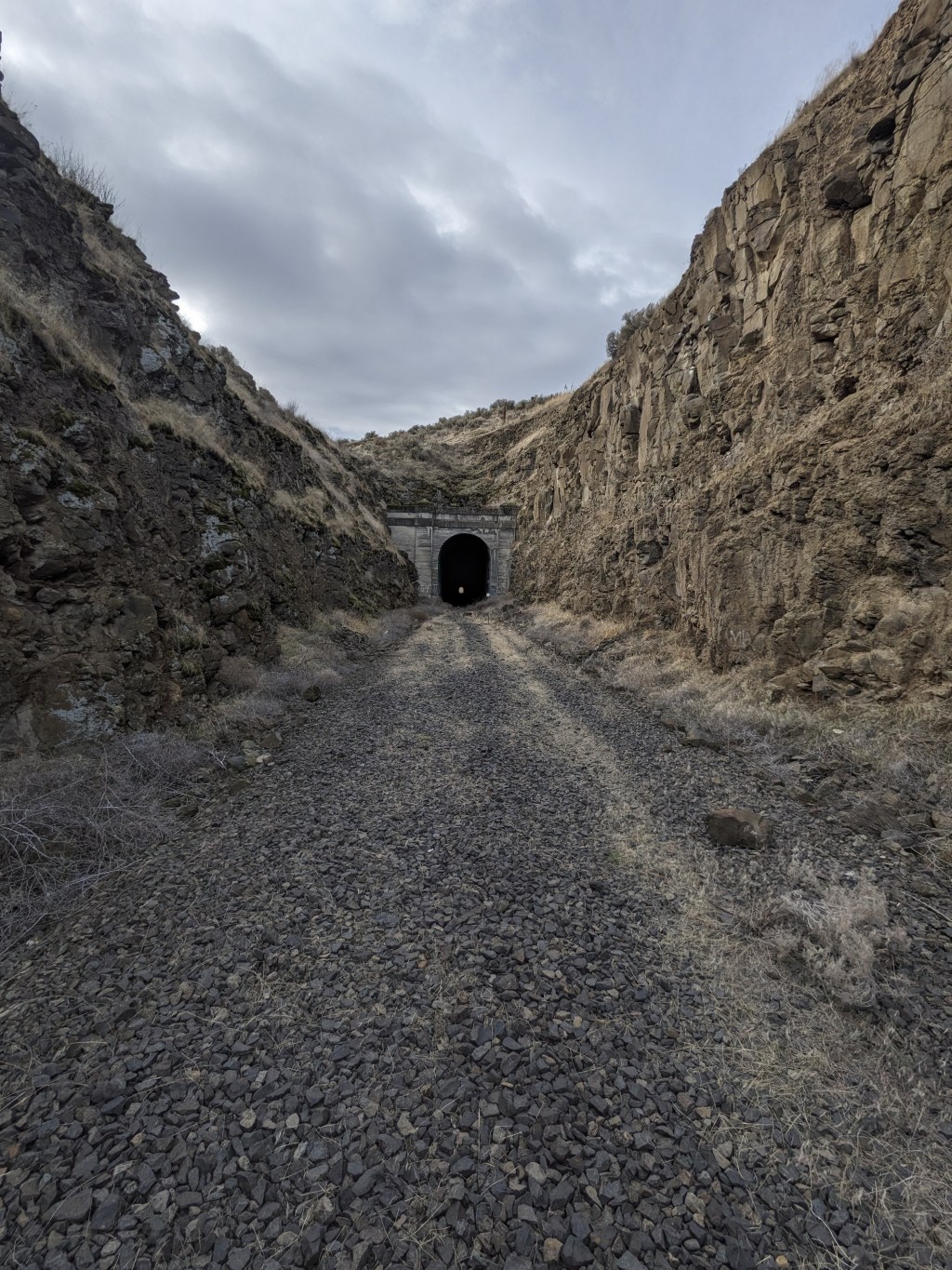 Kahlotus Railroad Tunnel/Columbia Plateau&nbsp;Trail